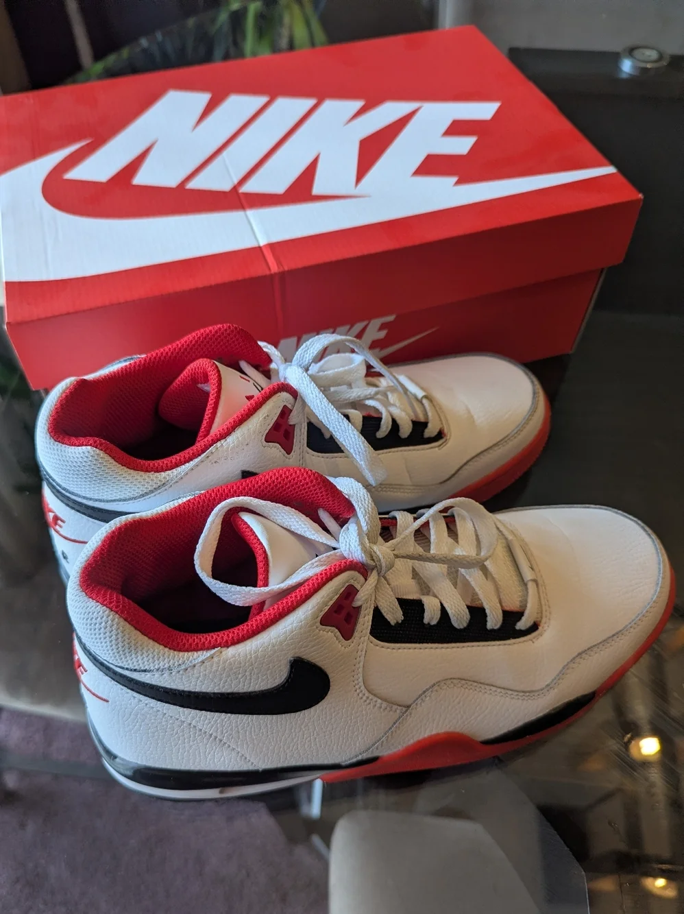 NikeFlight Legacy 9.5 - Picture 9 of 12